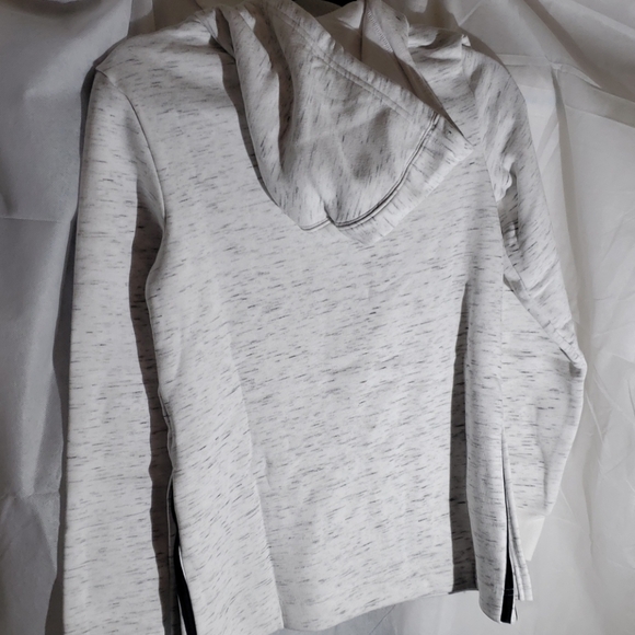 🎆 NWT Womens Adidas Hoodie - Picture 4 of 5